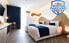 กลับ โฮเทล กรุงเทพ (SHA Extra Plus)